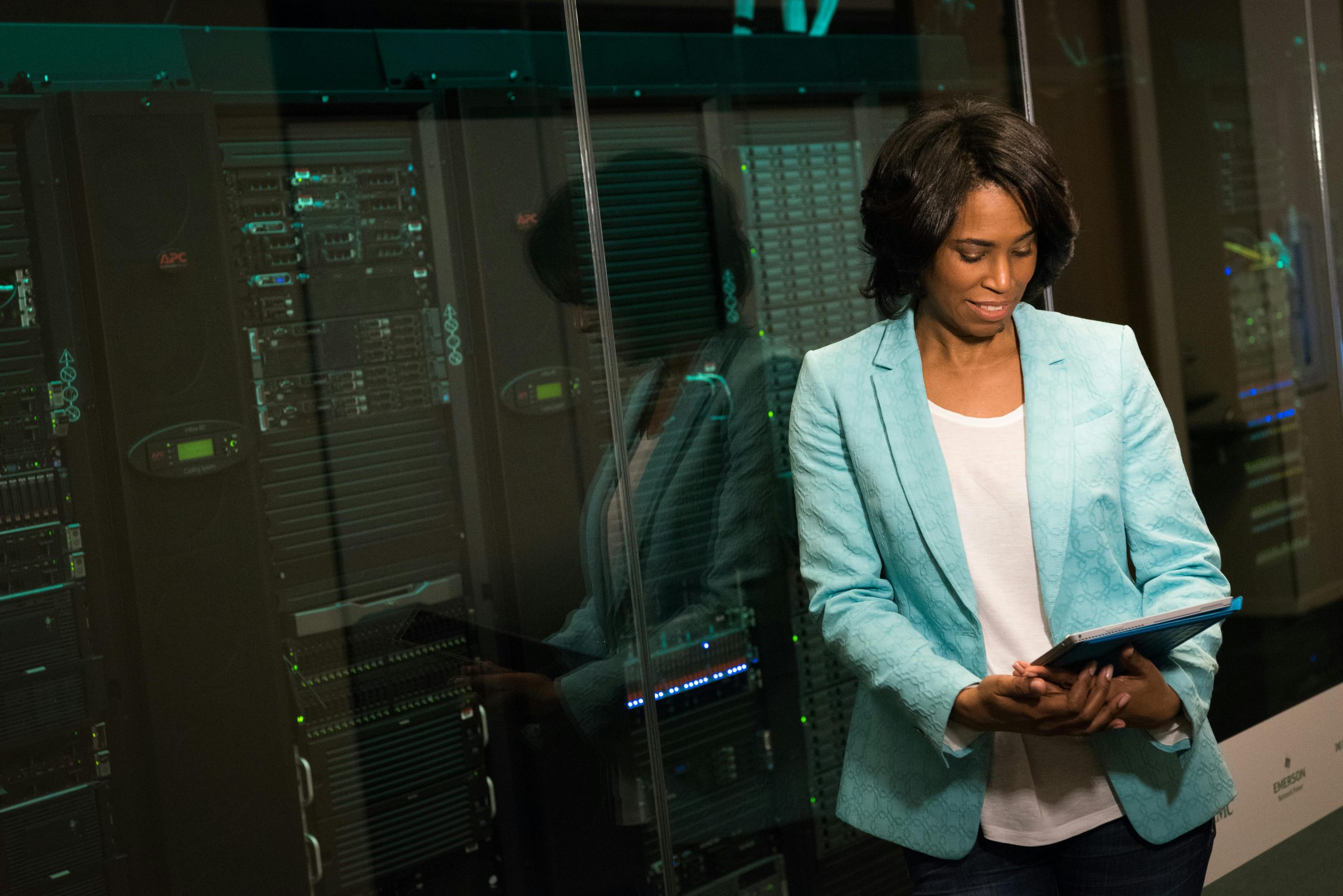 You are currently viewing La virtualisation et les hyperviseurs : Comprendre les bases de cette technologie clé
